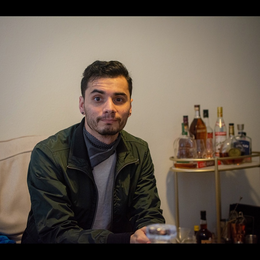 Meet your Posher, Corey